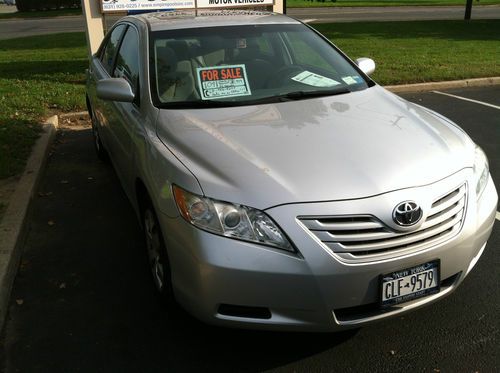 2009 toyota camry le sedan 4-door 2.4l