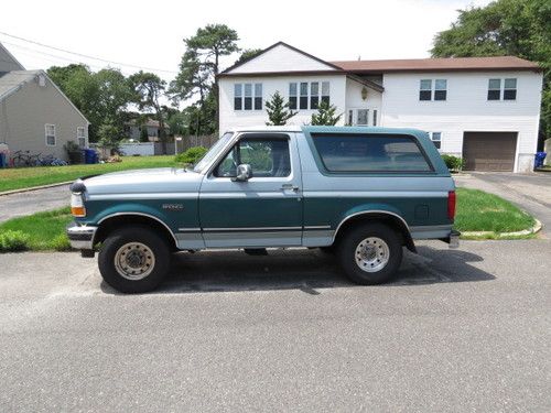 96 ford bronco, mint green, good shape