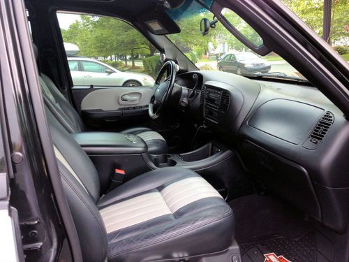 2003 Ford F-150 Harley Davidson Anniversary Truck, image 2