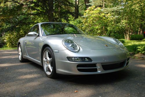 2005 Porsche 911 Carrera Coupe, image 2