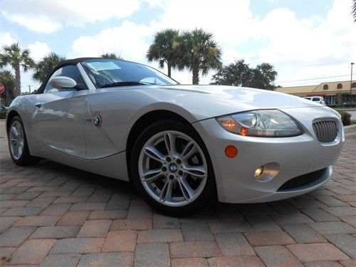 2005 bmw z4 3.0i automatic 2-door convertible