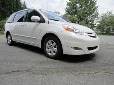 2008 toyota sienna xle white leather sunroof power lift gate power sliding doors