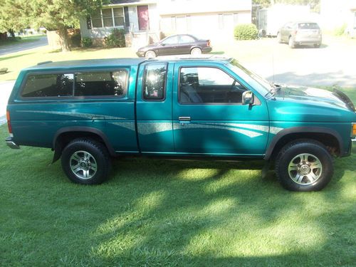 1997 nissan pickup, image 3