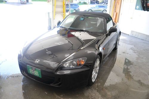 Honda s2000 convertible 2-door 2.2l near mint only 5k miles very very clean