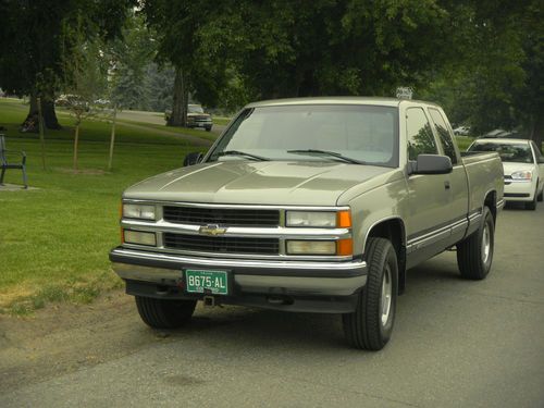 1998 k1500 extended cab, 3 door, 6.5 pickup box, 4wd, gvwr 6600, 5.7 liter