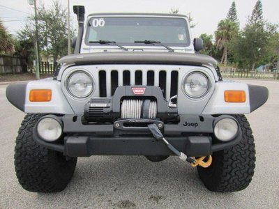 Off road, 4wd, winch system, snorkel, excellent condition, we finance