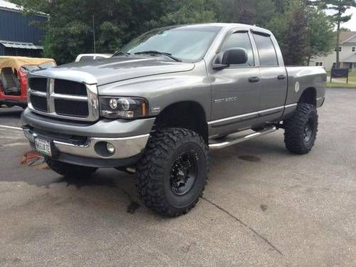 2005 dodge ram 2500 slt quad cab 5" lift with 37" pitbull rockers