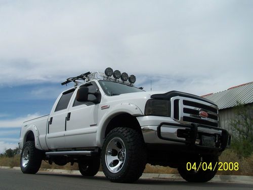 2005 ford f-250 super duty lariat crew cab pickup 4-door 6.0l