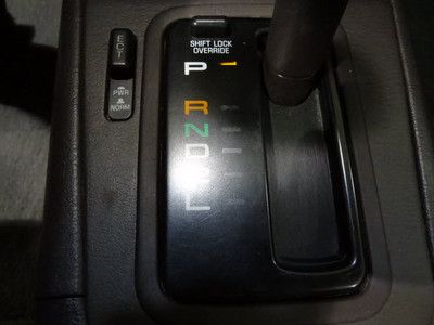 LE 2.2L Power Door Locks Power Windows Auto Express Down Window Tachometer, image 20