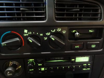 LE 2.2L Power Door Locks Power Windows Auto Express Down Window Tachometer, image 23