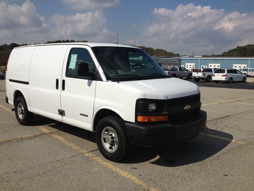 2005 chevrolet express 3500 cargo van - no reserve