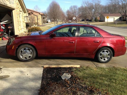 2003 cadillac cts base sedan 4-door  **very clean**