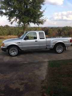 2002 ford ranger xlt extended cab pickup 4-door 3.0l