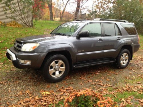 2004 toyota 4runner sr5 4wd third row seats! runs great!