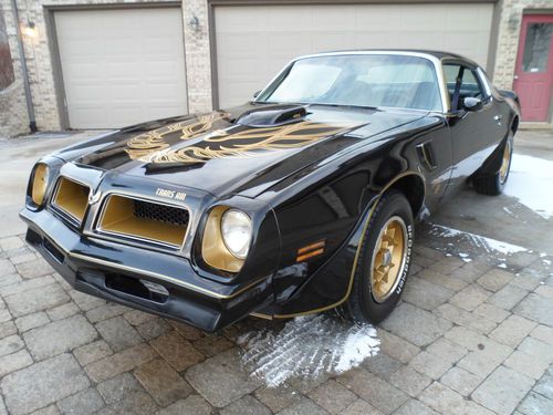 1976 trans am , 455 - 4speed with ac. very clean southern car