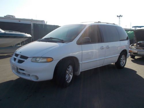 1999 dodge caravan, no reserve