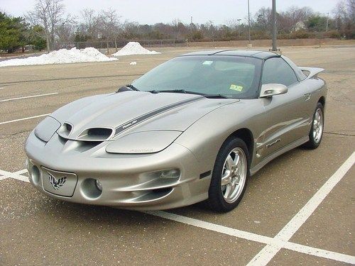 2002 pontiac trans am ws6. 6sp gorgeous pewter metallic t-tops super clean