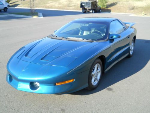 1994 pontiac firebird trans am coupe 2-door 5.7l / 6 speed manual transmission