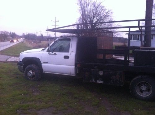 2005 chevy  3500 work truck ladder rack tool boxes construction chevrolet dually