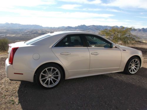 2010 cadillac cts luxury