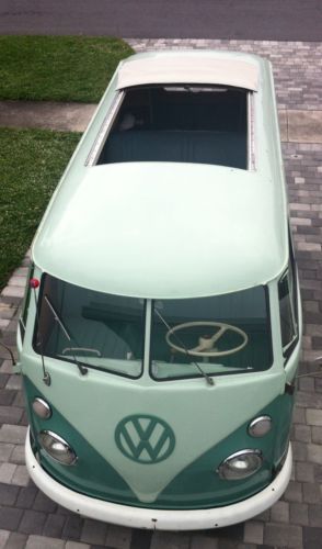 1962 volkswagen bus