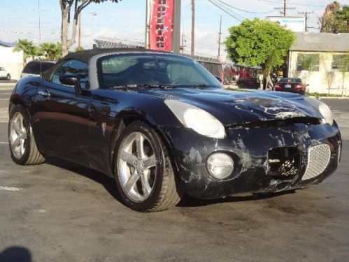 2006 pontiac soltice roadster damaged salvage runs! low miles perfect summer car
