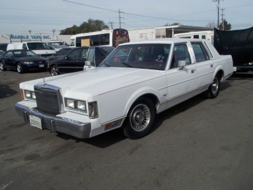 1989 lincoln town car, no reserve