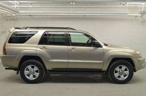 2005 Toyota 4Runner SR5 Sport Utility 4-Door 4.7L, image 2
