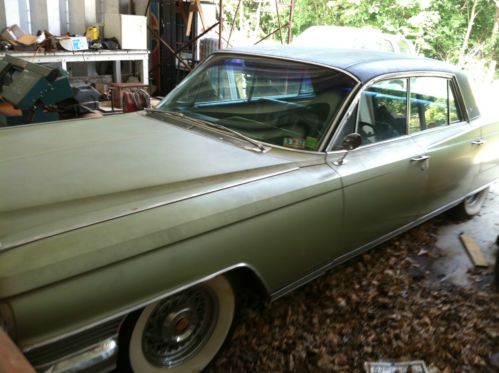 1964 caddliac fleetwood (everything orignial/low miles)