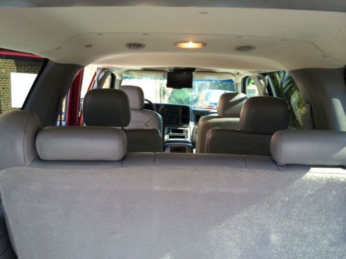 2003 Chevy Suburban, Dark Red/Gray Leather Interior, 1 Owner, Excellent Cond, US $10,500.00, image 3
