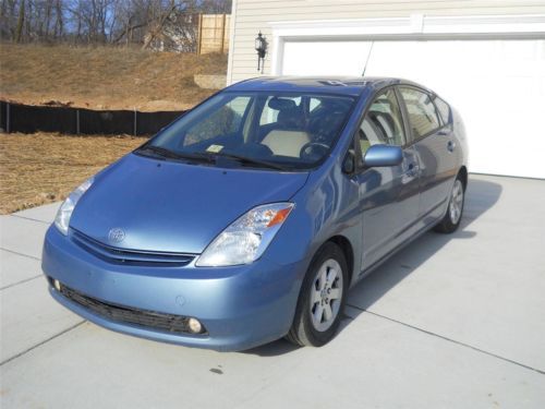 2004 toyota prius clean low mileage hybrid
