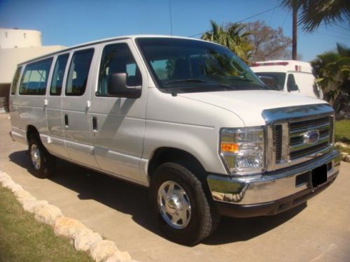 ***** 2012 ford econoline 15 passenger van *****