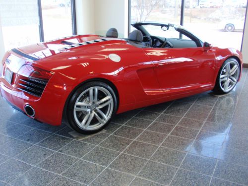 2014 audi r8 spyder convertible 2-door 4.2l