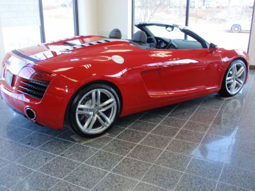 2014 audi r8 spyder convertible 2-door 4.2l