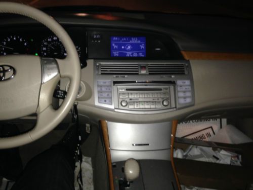 2007 Toyota Avalon XLS Sedan 4-Door 3.5L, image 2