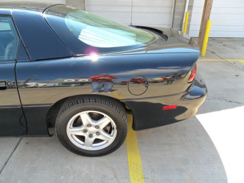 1997 CHEVROLET CAMARO Z28 30TH ANNIVERSARY 6-SPEED LOW MILES, US $8,995.00, image 7