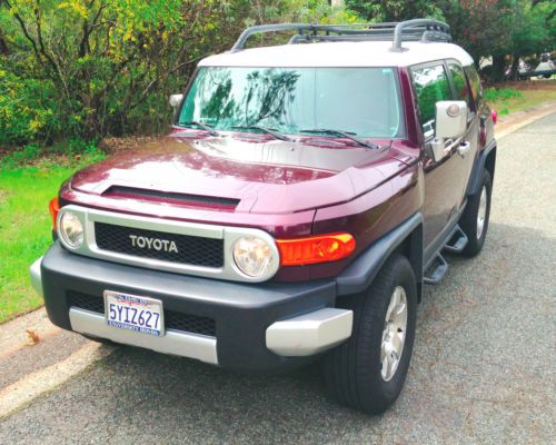 2007 toyota fj cruiser - rear hatch ladder &amp; roof rack &amp; cd changer new rear end