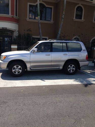 2000 toyota land cruiser base sport utility 4-door 4.7l