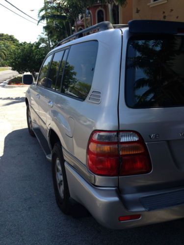2000 Toyota Land Cruiser Base Sport Utility 4-Door 4.7L, image 6