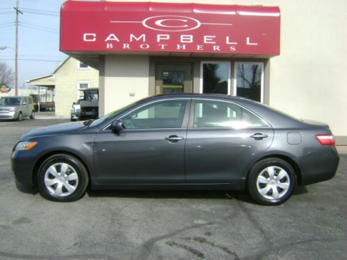 2007 toyota camry le 4 door 2.4l automatic corporate lease vehicle clean carfax