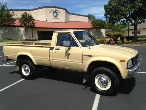 1980 toyota 4x4 1 owner original paint low miles clean title