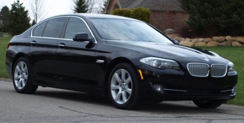 2011 bmw 550i base sedan 4-door 4.4l