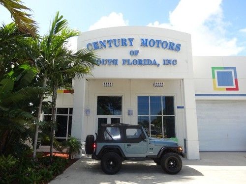 1998 jeep wrangler 4x4 5 speed manual 4wd four wheel drive low mileage