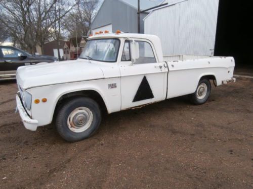 1969 d100 sweptline pickup