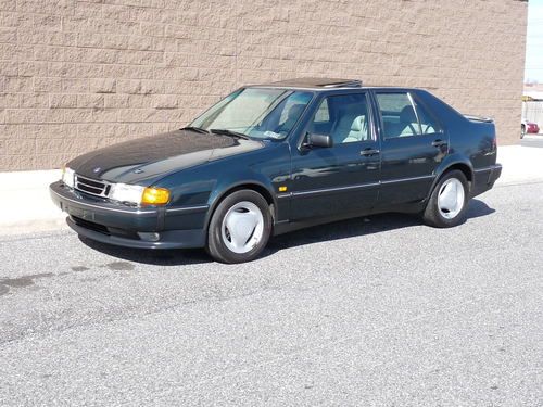 Very clean 1996 saab 9000 cse turbo hatchback..automatic..115k miles