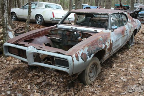 2 door hardtop original gto w/hide-a-way headlights,parts or serious project car