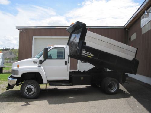 2007 chevy kodiak c5500 4x4 dump box &amp; 9 ft snow plow duramax diesel only 35k