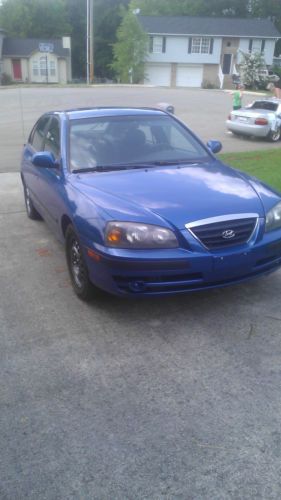 Blue hyundai elantra, aftermarket air intake