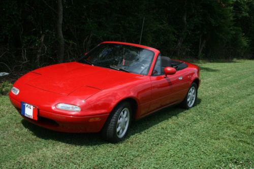 Beautiful red mazda miata 1991 low miles 50k never driven in rain