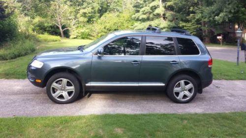 2005 volkswagen touareg sport suv v8!